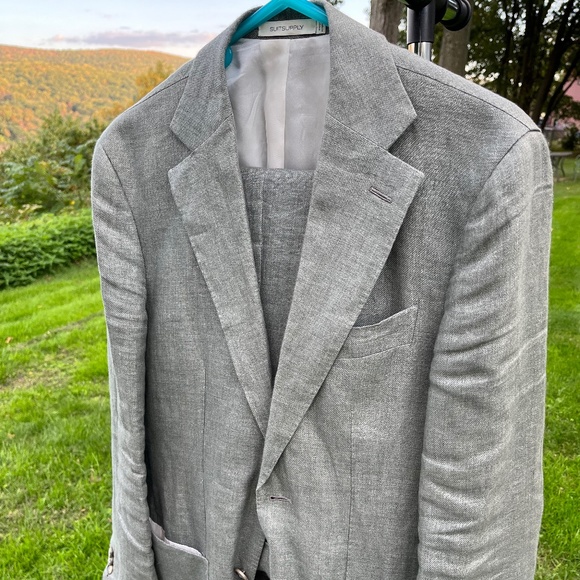 Suitsupply Other - Suit Supply Green Linen summer suit, size 34